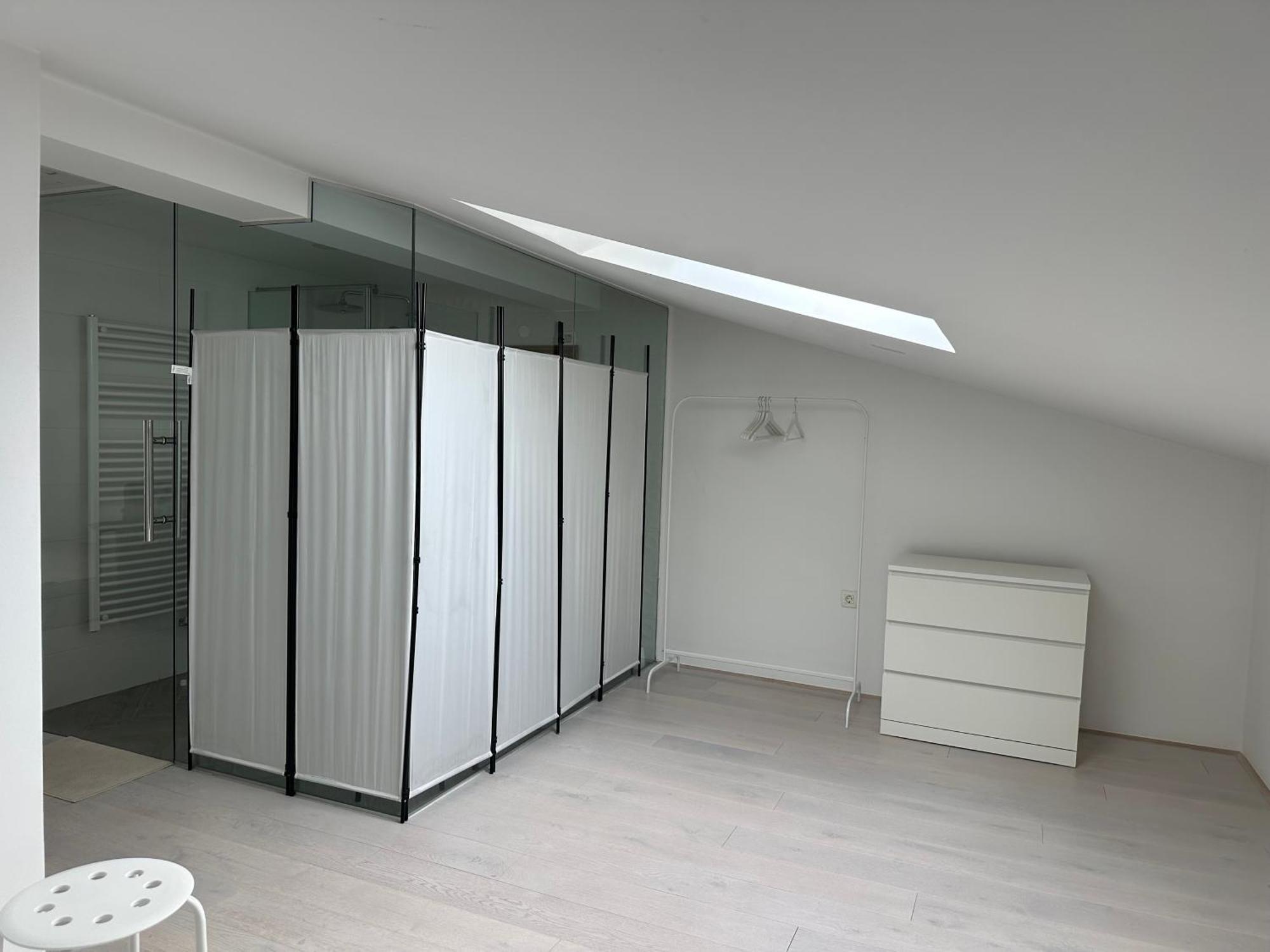 Black & White Apartments Rozna Dolina Любляна Екстериор снимка